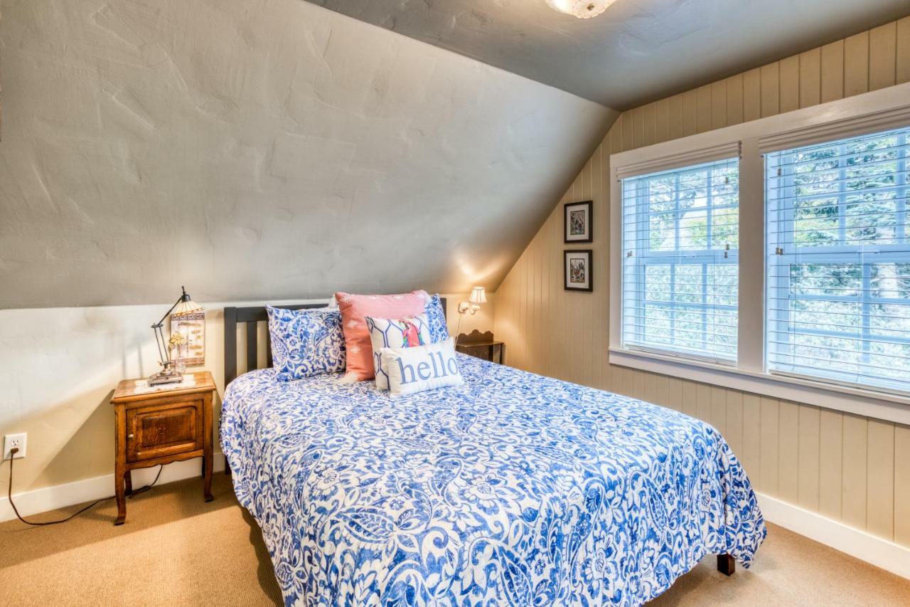 Seaside Classic Cottage Экстерьер фото