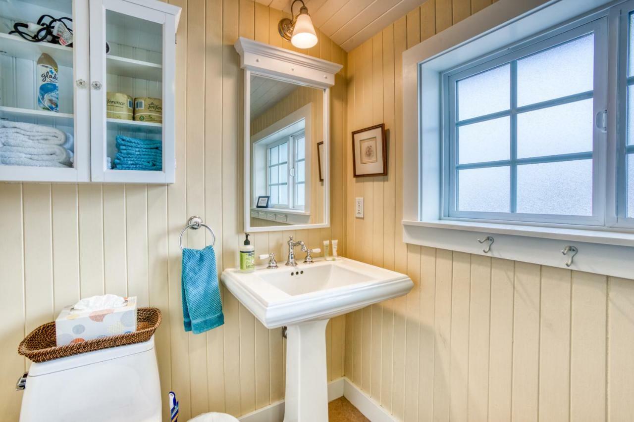 Seaside Classic Cottage Экстерьер фото